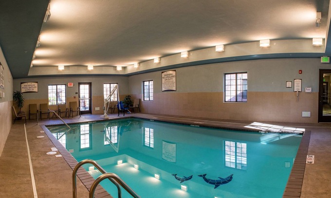 Schererville Condo | Indoor Pool. Free Breakfast. Gym & Business Center.