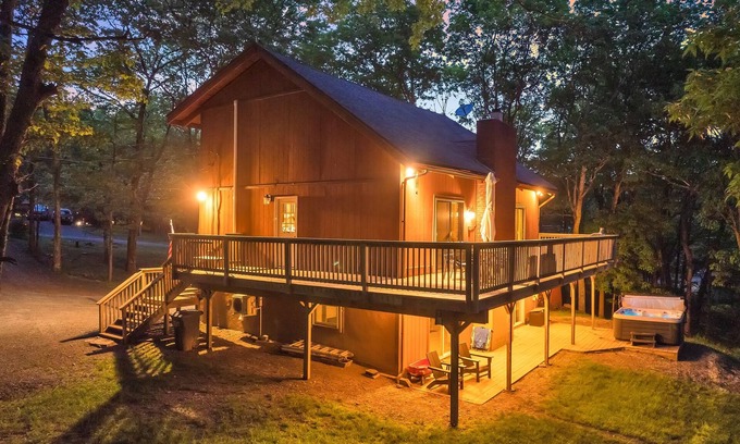 Pocono Mountain Lake House | Indoor Pool, Pvt Hot Tub, Game Room, Lakefront Fully Loaded, Dock