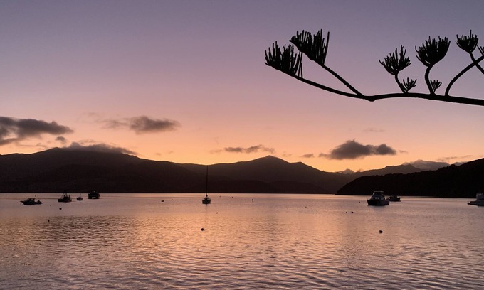 Akaroa House | Indulge in the cinema built for two, or a hot bath under the stars . Relax!