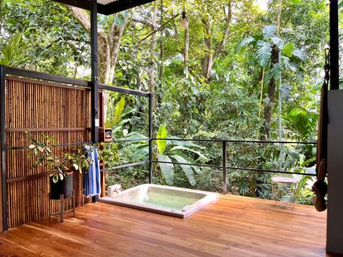 Uvita Apartment | Industrial Studio with private Jacuzzi