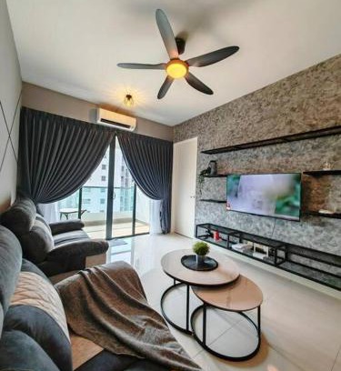 Seri Kembangan Apartment | Industry Design Symphony Tower 3-Bedroom with Netflix & Wi-Fi