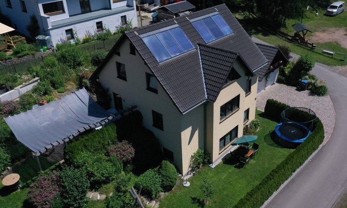 Grunhainichen Apartment | Inexpensive apartment in the Ore Mountains, 100% top ratings, family friendly
