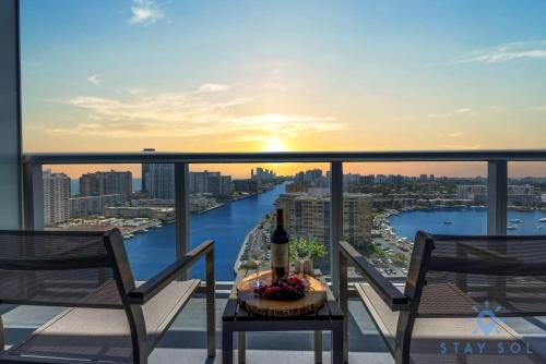 Hallandale Beach Apartment | Infinite View Balcony - Amazing Pool - Gym