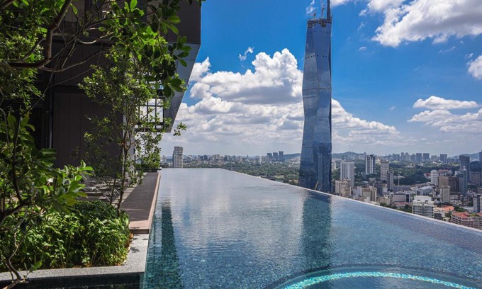 Pudu Apartment | Infinity Pool KLCC Lalaport Deluxe Suite By MIKO