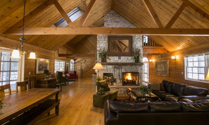 Washington Island House | Initiative's Retreat - Ultimate Lakefront Destination!