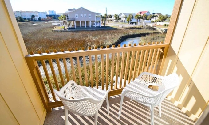 North Myrtle Beach Condo | Inlet Dream at Cherry Grove Point w Pool