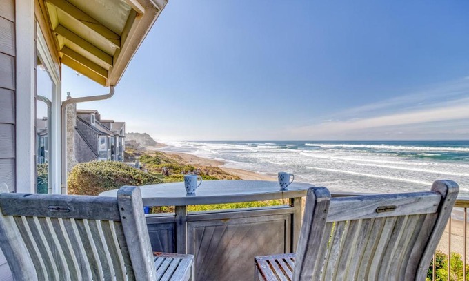 Lincoln City House | Inlet Point