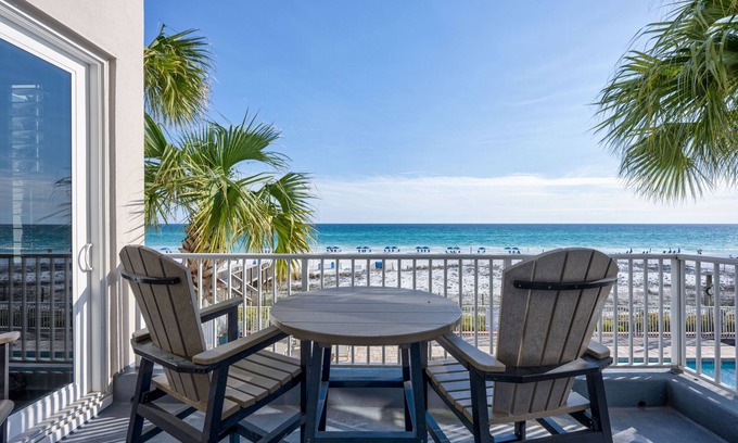 Crystal Beach Condo | Inn at Crystal Beach 208 | by Salt Water Vacations