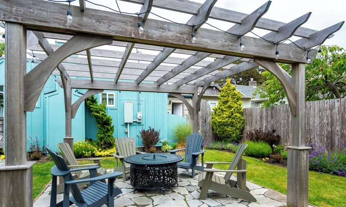 Downtown Cannon Beach Hotel | Inn at Haystack Rock