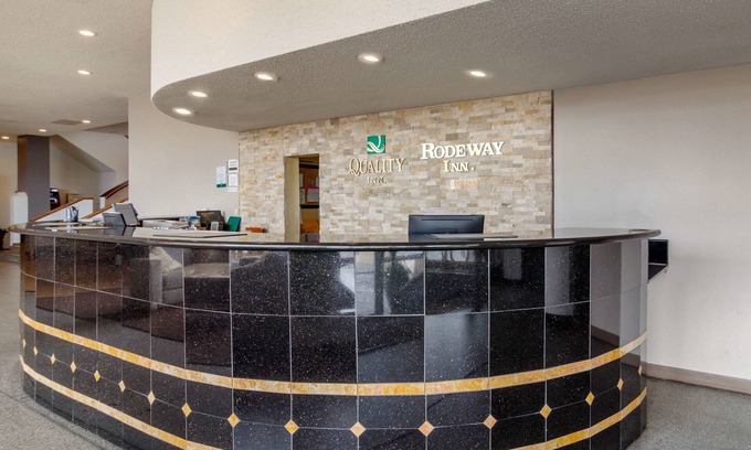 Jefferson Park Hotel | Inn at the Highland Denver Downtown