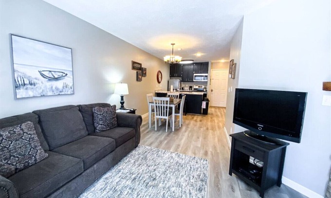 Harbor Village Condo | Inn Building Condo 212-Georgous updated condo!