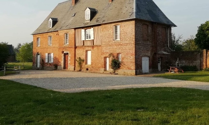 Gonneville-sur-Scie House | Inn Gonneville-sur-Scie, 7 bedrooms, 15 people