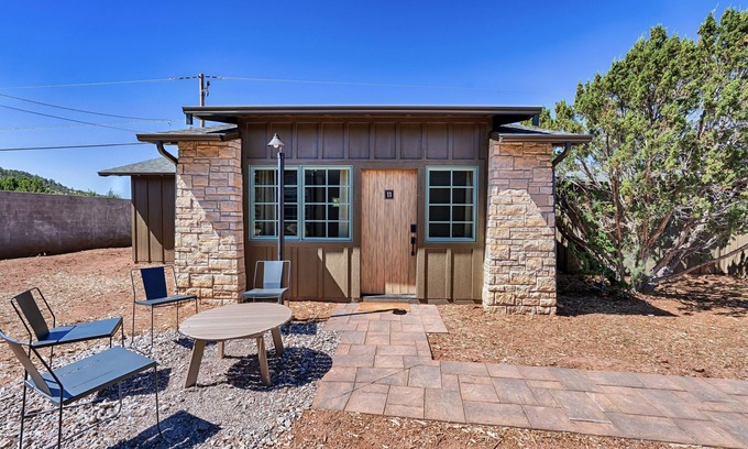 Williams Cabin | Inn History Grand Canyon