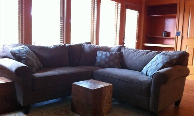 Bend Condo | Inn of the Seventh Mountain Resort One-Bedroom Apartment