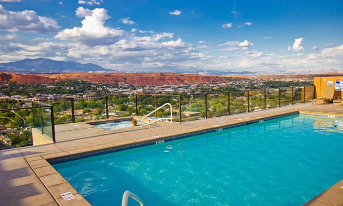 St. George Hotel | Inn On The Cliff