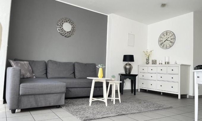 Old Town Apartment | Innenstadt Neumarkt-Schildergasse stylische Wohnung