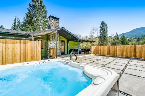 Quilcene House | Innkeeper's Lodge at Mount Walker Inn