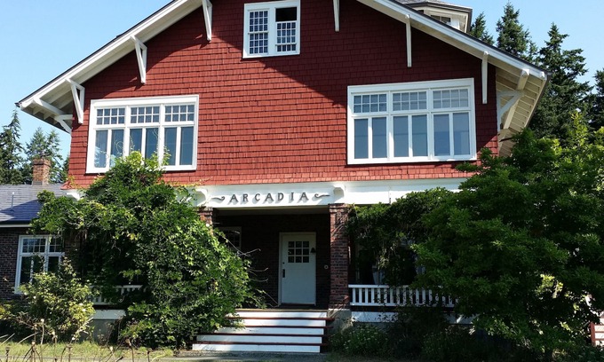 Port Townsend House | Innkeepers Apartment at Eaglemount Wine and Cider
