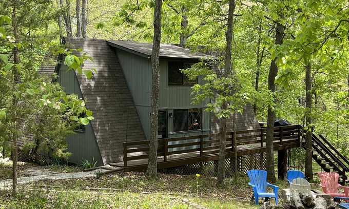 Innsbrook Ski Chalet | Innsbrook lakefront A-Frame, kayaking, paddle boarding and more