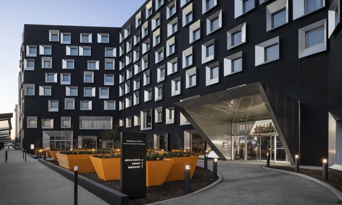 Roissy-en-France Hotel | INNSiDE by Mellá Paris Charles de Gaulle Airport