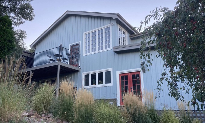 Manitou Springs House | Inspiring Manitou Guesthouse - Monthly Stays