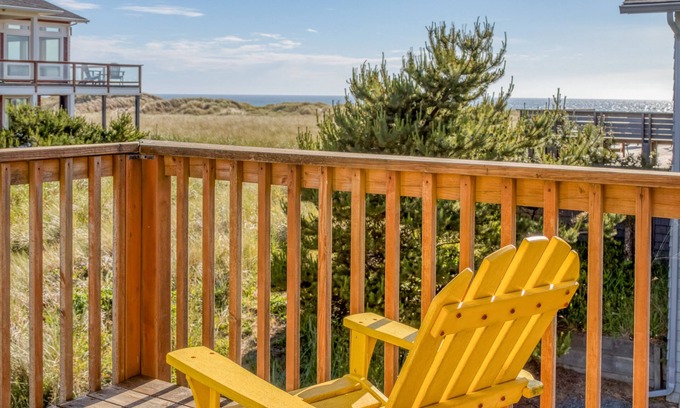 Manzanita House | Instant Beach Access, Gorgeous Ocean Views from this 4 Bedroom in Manzanita!