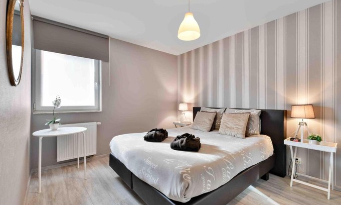 Ieper Apartment | Interbellum