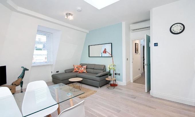Covent Garden House | Interlude House E Penthouse by City Living London