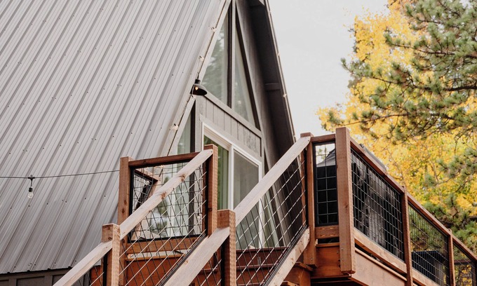 Divide Ski Chalet | -Into the Woods A-Frame- Hot Tub- Fire Pit-