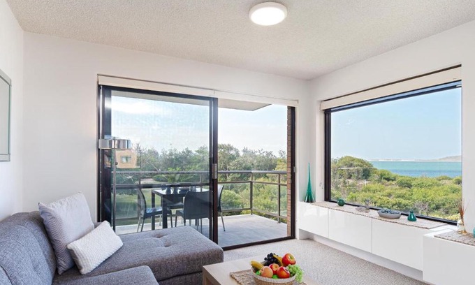 Nelson Bay Apartment | Intrepid 10 water views over Shoal Bay Beach