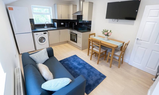 Harringay Apartment | Inviting 2-Bed – Finsbury Park - B