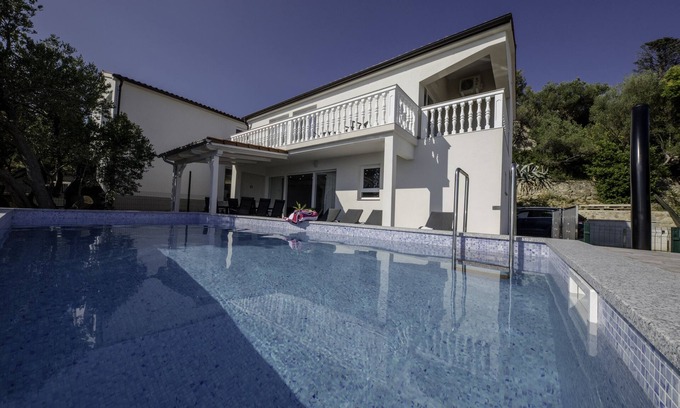 Banjol House | Inviting 3-Bed House on the island of Rab, Croatia