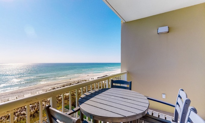 Fort Walton Beach Condo | Inviting 5th-Floor Condo On Okaloosa Island Gulf-Front Views Beach Chairs