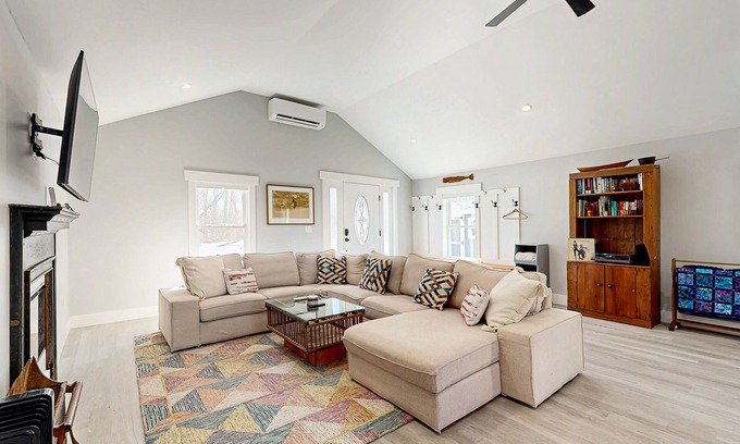 Bridgton House | Inviting Bridgton House with Cozy Interiors and Modern Amenities