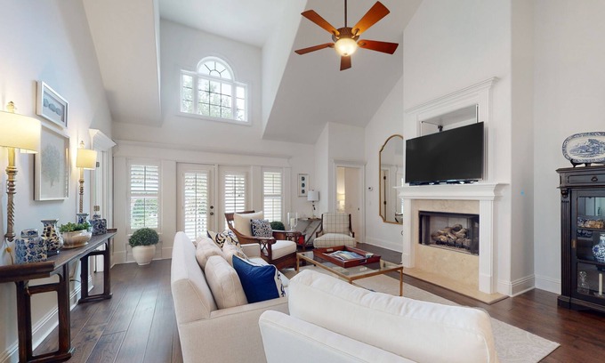 St. Simons Island House | Inviting home with golf nearby, fireplace, full kitchen, & W/D