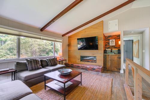 Brownsville House | Inviting Vermont Home On Mount Ascutney!