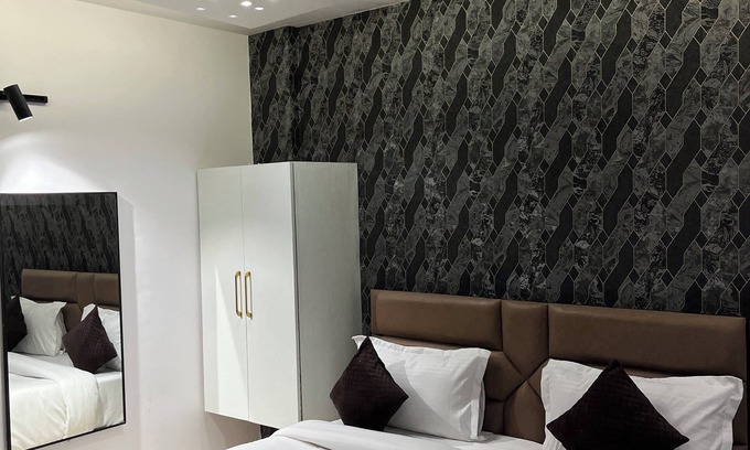 Karnal Hotel | INVOGUE INN