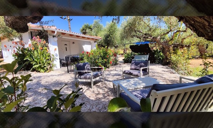Pylos-Nestoras House | IREMOS by AROKARIA APARTMENTS - 50 meters from the sea