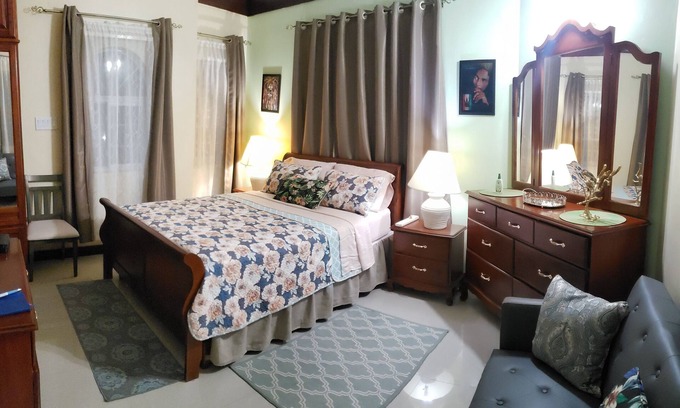 Caribbean Estates Apartment | Irie Hideaway - Private Studio in Gated Community, Caribbean Estates, Portmore
