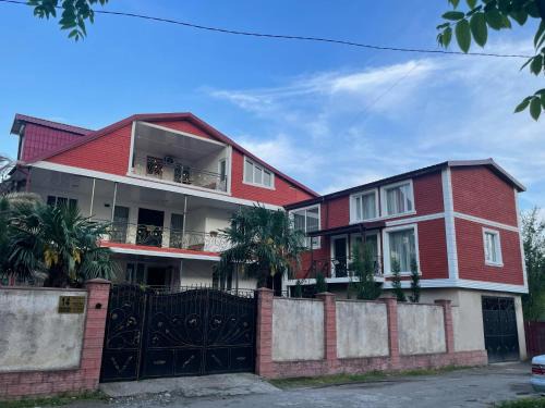 Tsqaltubo House | Irina