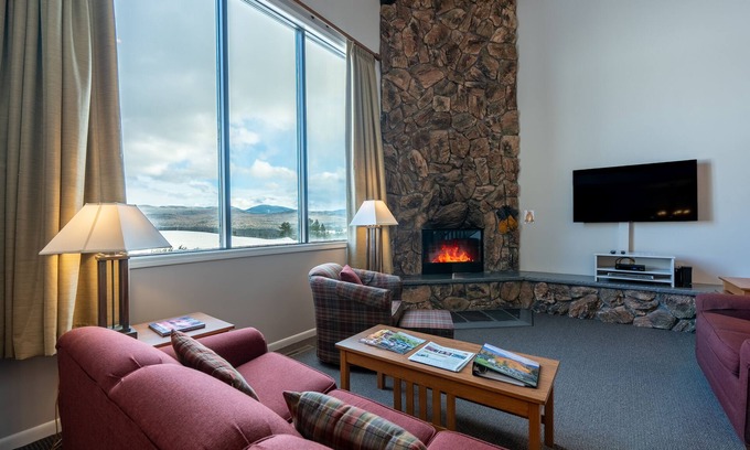 Lake Placid Condo | Iroquois Lodge u8 - Mountain View/Walk to Main st.