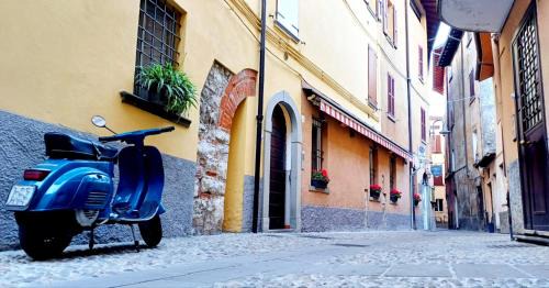 Iseo Apartment | Iseo Portelle Holiday da Barbara - private parking & bike storage