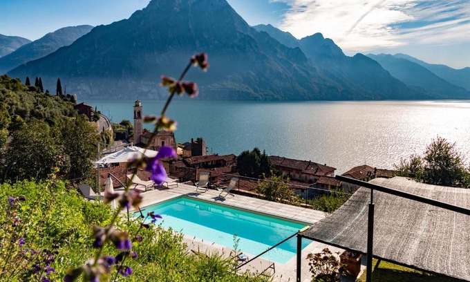 Riva di Solto Apartment | IseoLakeRental - Vacanza Romantica