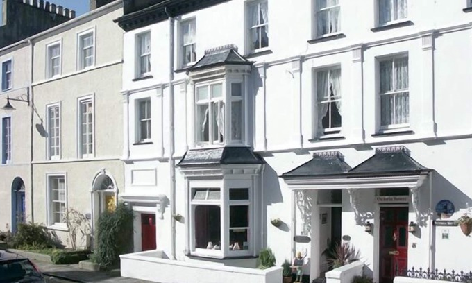 Bont Newydd Cottage | ISFRYN, pet friendly, character holiday cottage in Caernarfon