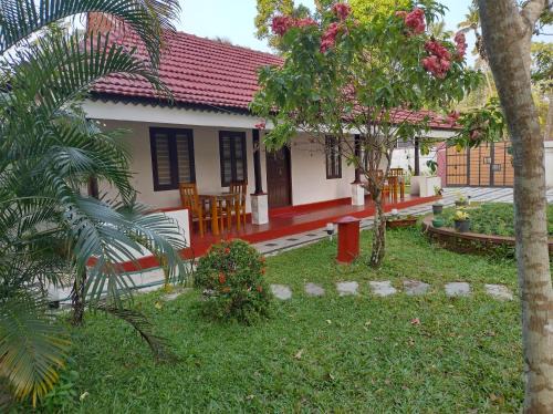 Mararikulam Bed & Breakfast | Isha Marari Beach homestay