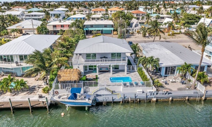 Key Colony Beach House | Isla Paraiso! One house, two options!