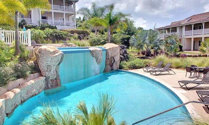 Vuemont Villa | 'Island Breeze' - luxurious private villa, lovely views & excellent facilities