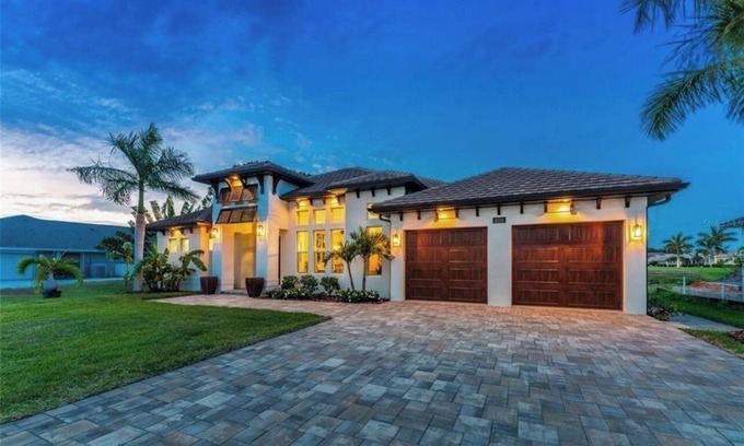 Pine Valley House | Island Breeze