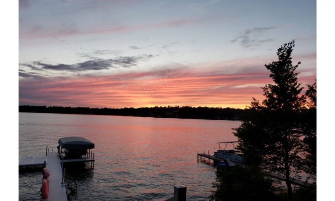 Cassopolis Cottage | Island Get Away – Lakefront Cottage on Beautiful Diamond Lake with Private Beach