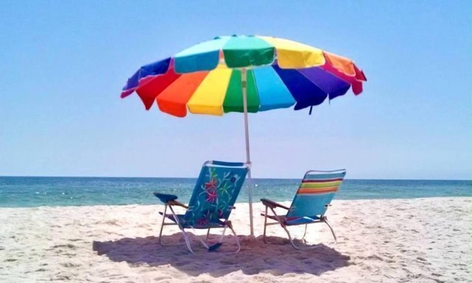 Ono Island Condo | Island Oasis - Dog Friendly- Steps to the Beach